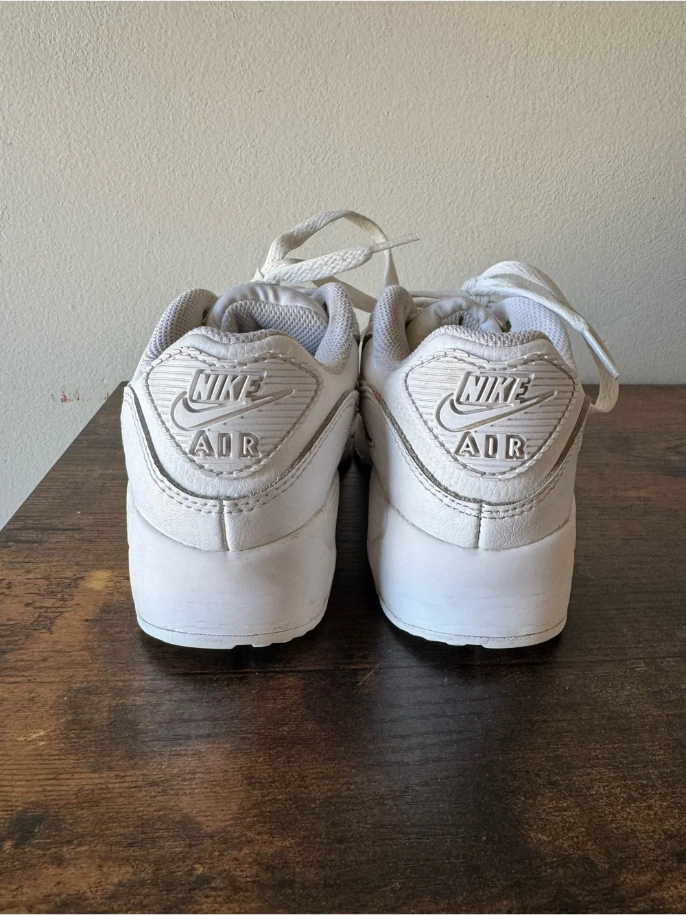 Nike Air Max 90 LTR Triple White Leather Kids Size 2Y CD6867-100 Sneakers